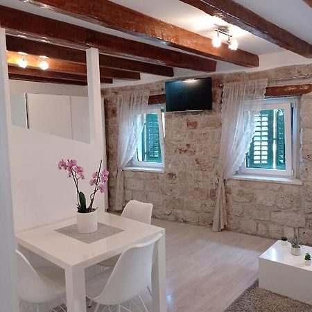 Studio Makala Trogir Luaran gambar