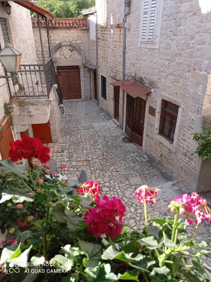 Studio Makala Trogir Luaran gambar