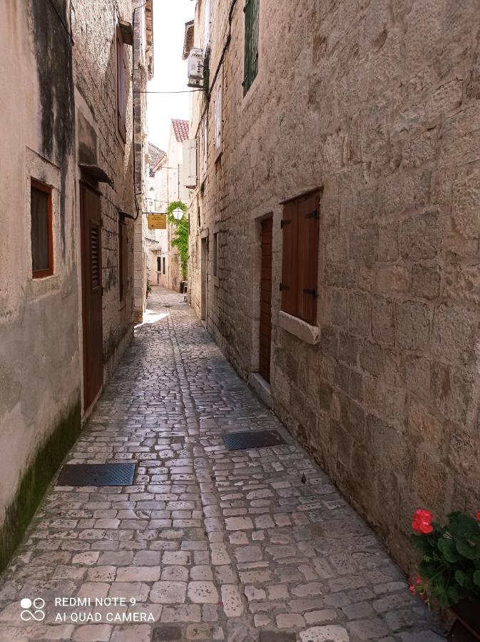 Studio Makala Trogir Luaran gambar